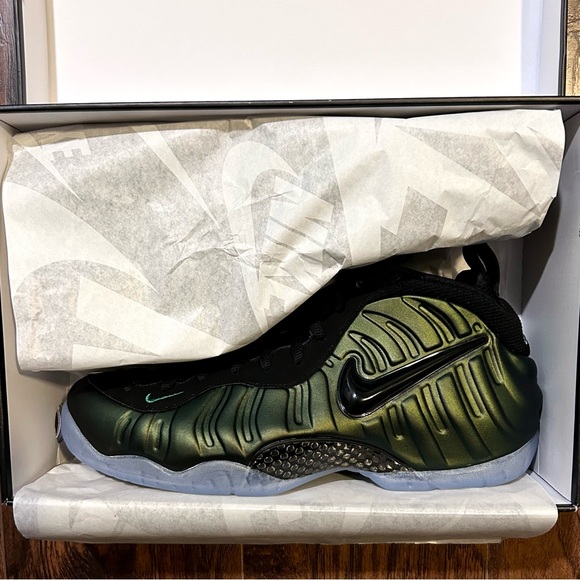 Brand New Nike Foamposite Pro “Pine Green” (2025)